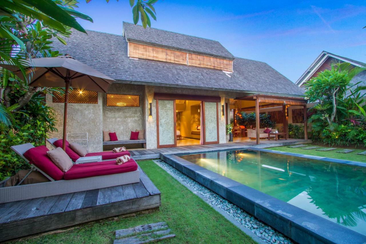 Space Villas Bali Seminyak Exterior foto